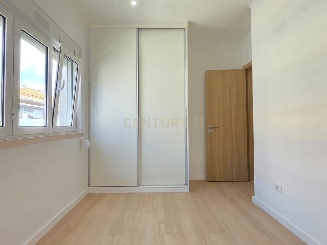 T1 Totalmente Remodelado | Venteira – Amadora | A 5 Minutos da Estação de Comboios