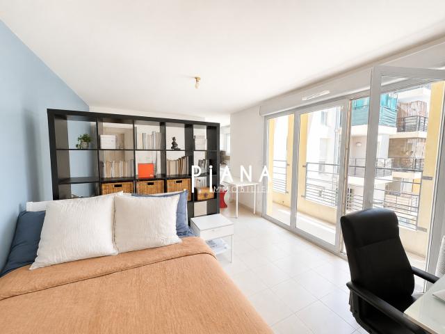 T1 AVEC UN BALCON