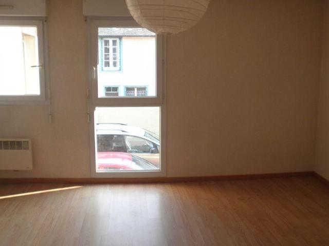 T1 bis de 27 m2 + parking – M° Anatole France