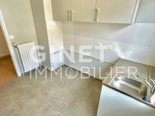 T1 BIS DE 43,43 M² AU COEUR DU 6EME ARRONDISSEMENT DE LYON, DANS UNE RUE CALME