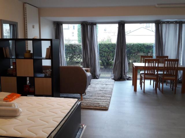 T1 Bis MEUBLE Secteur VENISE / CAPUCINS, parking