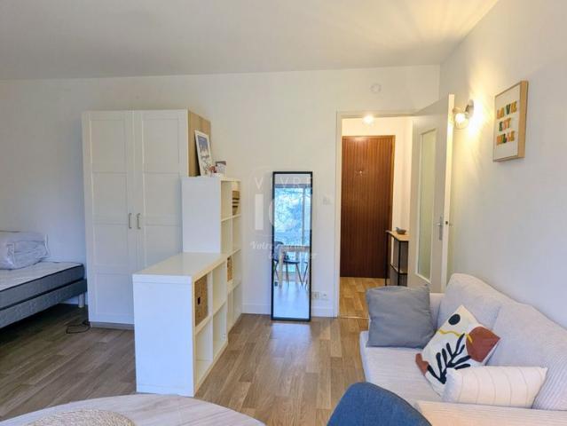 T1 BIS MEUBLE 29.09Mï¿½ BOULEVARD JULES VERNE NANTES PARKING