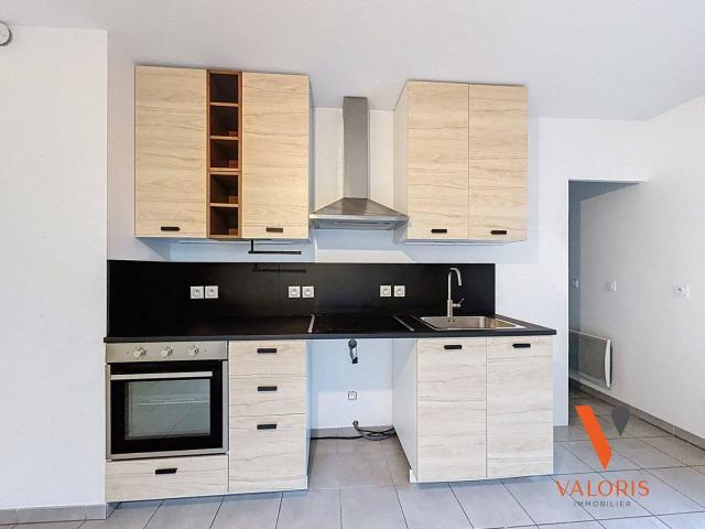 T1 bis REZ DE JARDIN MEYLAN + GARAGE