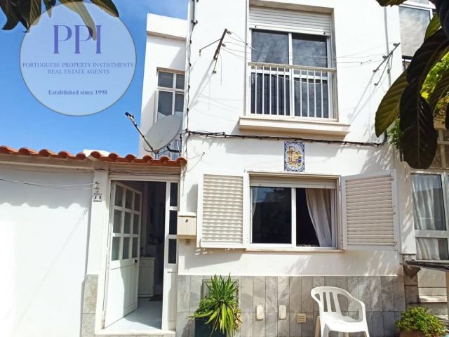 T1 C/ Sotão usado como Quarto 65m² Vila do Bispo e Raposeira