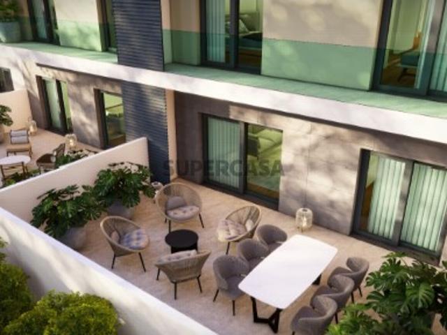 T1 com Garagem, Elevador e Terraço de 35 m2
