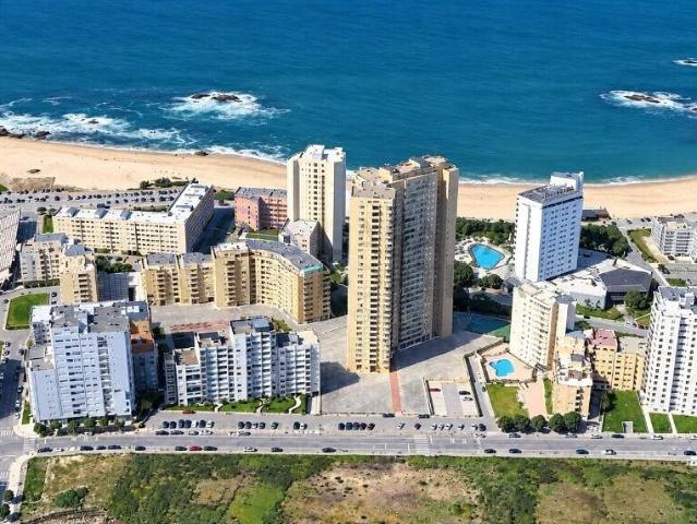 T1 com Vista Mar Desafogada, Elevador e Garagem Individual 60m² Póvoa de Varzim, Beiriz e Argivai