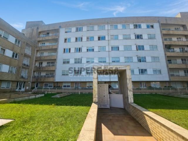 T1 Condominio Fechado c/ Lugar de Garagem em Ermesinde
