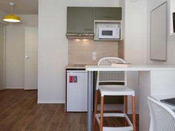 T1 de 21 à 25m² meublé et équipé avec terrasse