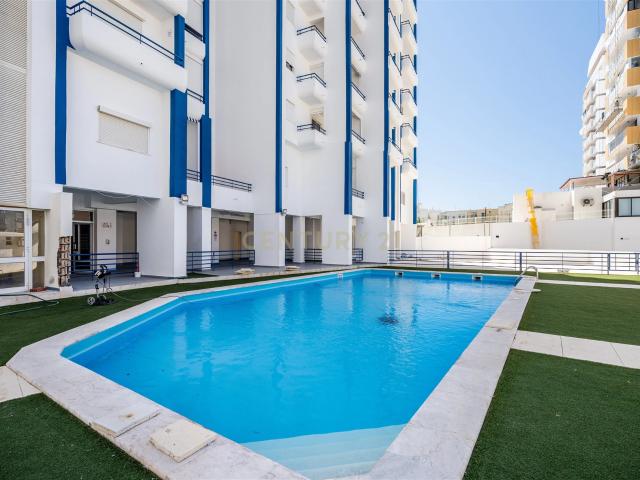 T1 de origem convertido em T2 à venda no Edifício Solário, A. 68m² Armação De Pêra