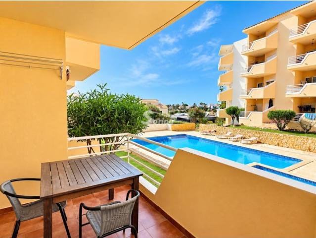 T1 em Alvor para arrendamento anual, em condominio com piscina e jardim