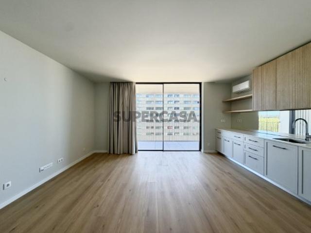 T1 em Santa Marinha