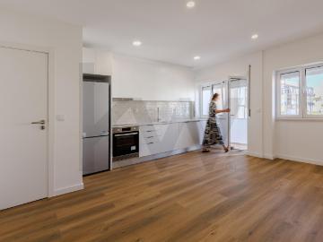 T1 Fully Renovated for Rent – \u200b\u200bLavradio
