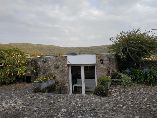 T1 Furnished House for Rent with Garden