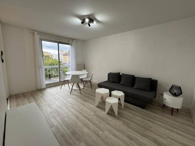 T1 lumineux à Annemasse