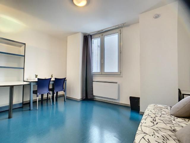 T1 MEUBLE – 17 m2 – 69007 LYON