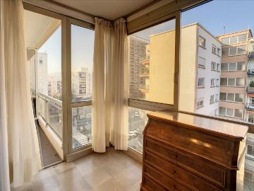 T1 MEUBLE – 23 m2 – BALCON – PARKING – 69006 LYON
