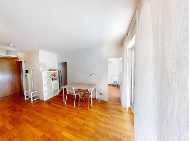 T1_MEUBLE_ST IRENEE, Lyon