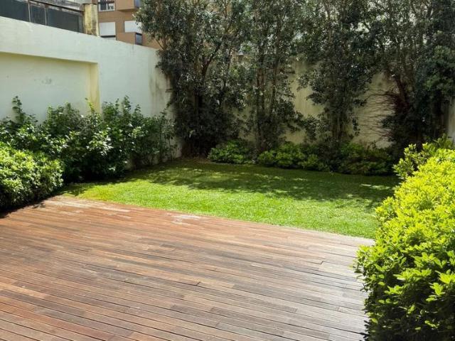 T1 Mobilado com Jardim Privativo junto às Praias da Foz do Douro