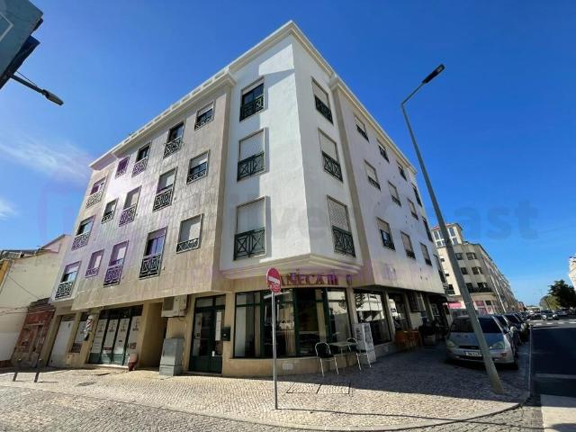 T1 mobilado e equipado | 2.º andar com elevador | Caldas da Rainha