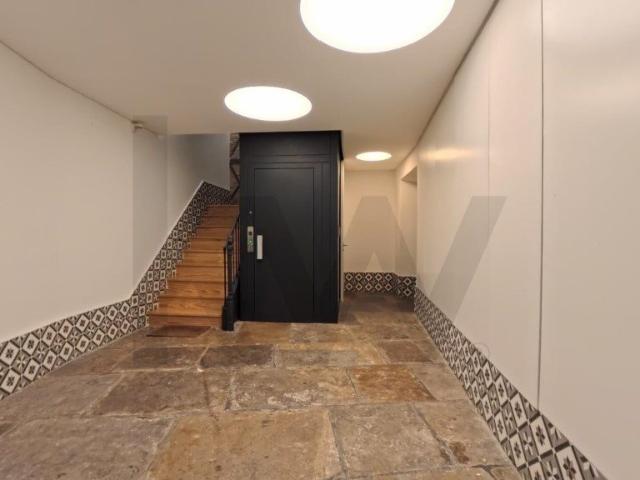 T1 moderno com 76 m² na Rua do Terreirinho Lisboa, para Ve. 63m² Santa Maria Maior