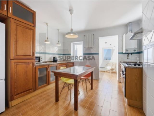 T1 + 1 renovado na Lapa com vista Rio