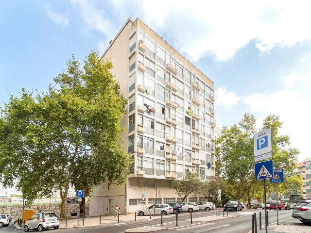 T1 para Arrendamento | Rua Professor Mira Fernandes – Lisboa