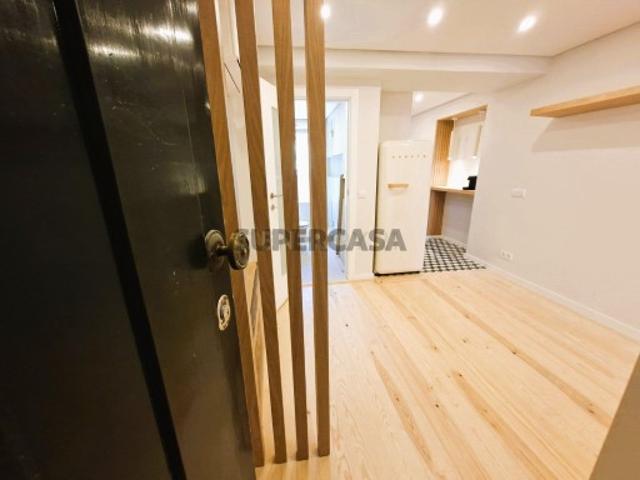 T1 renovado no coração da Madragoa
