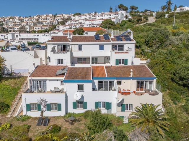 T1 Reformado Moradia Quertrançada com Vista para o Mar em Sa. 62m² Salema