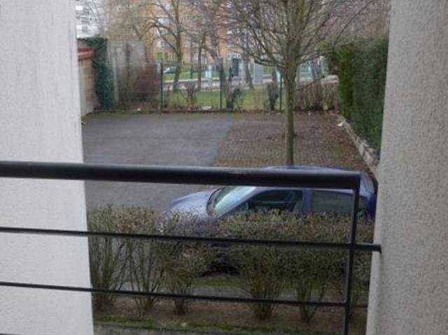 T1 SECTEUR ECOLE DE COMMERCE
