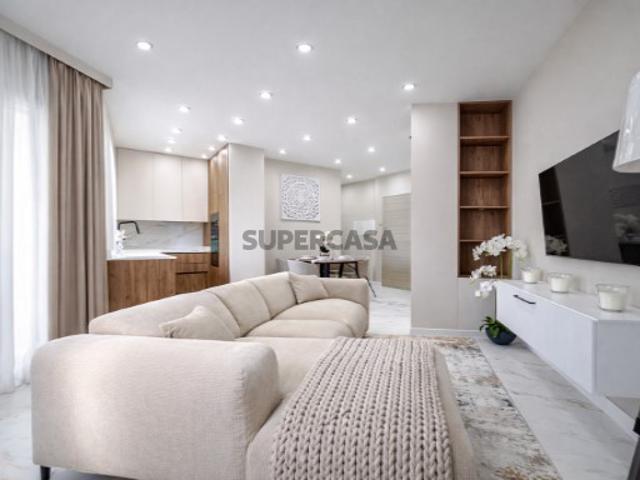 T2+1 com terraço 26,30m2 a 300 metros da Praia