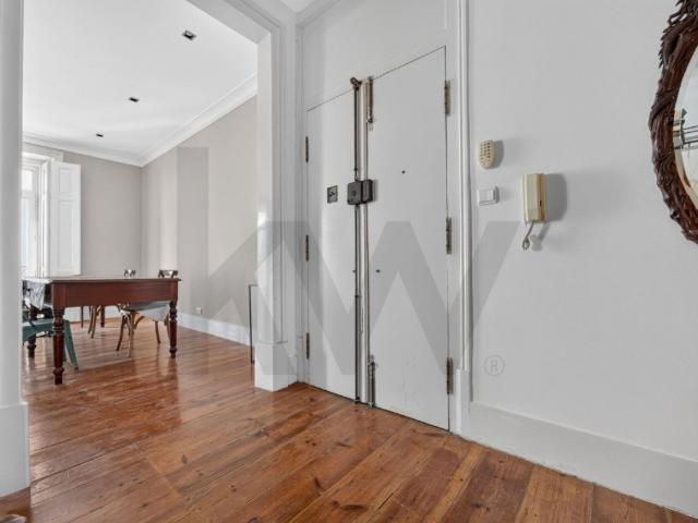 T2+1 com 120 m² | Vista Panorâmica sobre o Rio Tejo | Ao lad. 105m² Santa Maria Maior