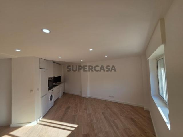 T2+1 remodelado Forte da Casa