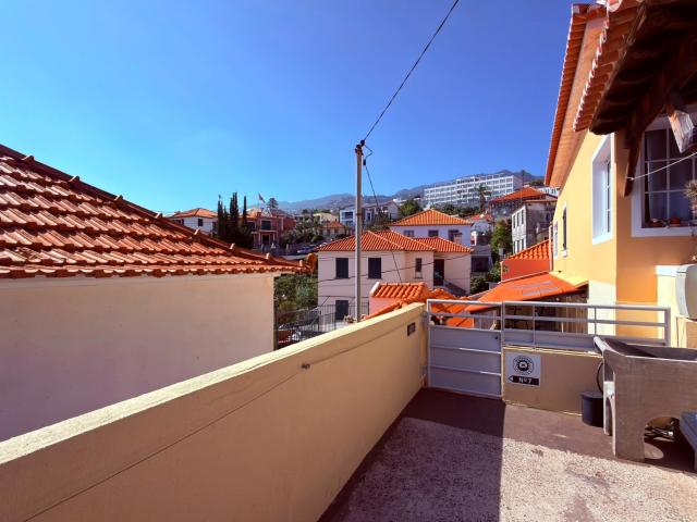 T2+1 Remodelado Funchal Santa Maria Maior