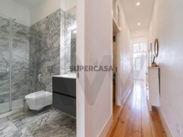 T2+1 Remodelado | Graça | Excelente Localização