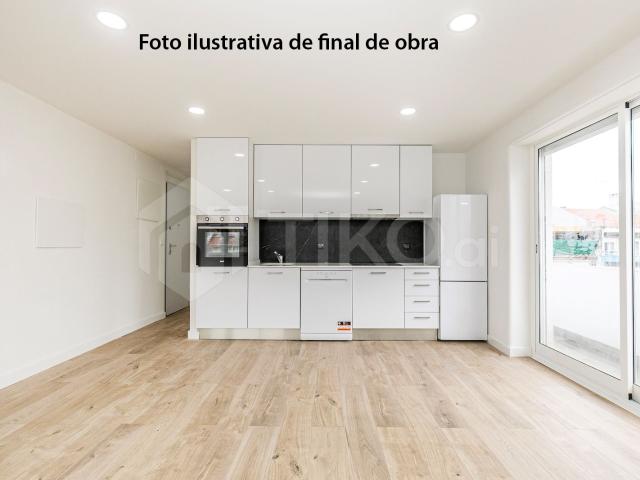 T2+1 Totalmente remodelado em Odivelas – Pronto a habitar | Excelente localização