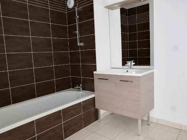 T2 – 43 m2 – BALCON – GARAGE – 69007 LYON