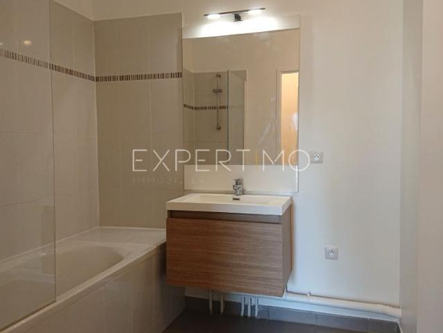 T2 46m2 avec BALCON, PARKING, GENNEVILLIERS REPUBLIQUE Ecoquartier