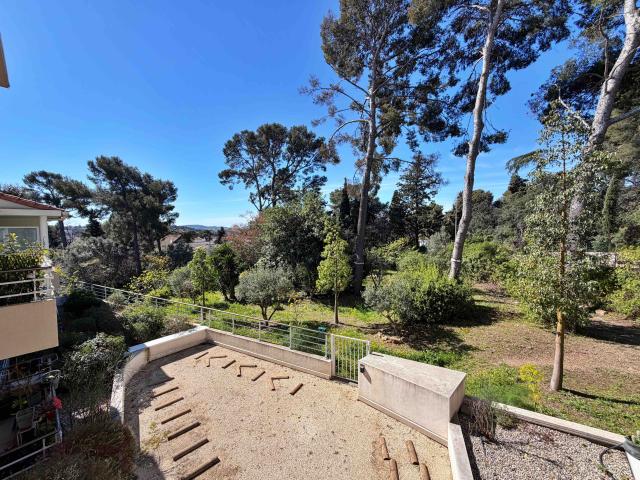 T2 48 m2 avec terrasse et parking Ortolan