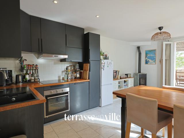T2 53M2 TERRASSE JARDIN PARKING CAVE