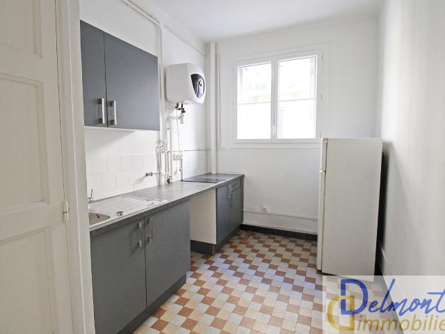T2 50 M2 HAUTE VILLE TOULON PROCHE PLACE DE LA LIBERTE