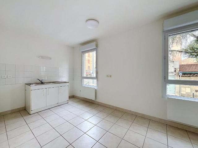 T2 – 51 m2 – BALCON – GARAGE – CAVE – 69003 LYON