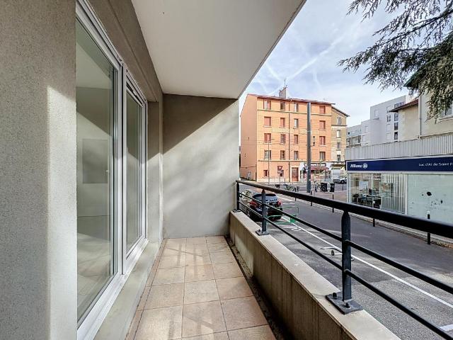 T2 – 51 m2 – BALCON – GARAGE – CAVE – 69003 LYON