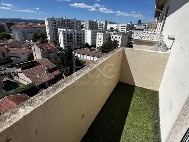 T2 54m² Rue Gabriel Sarrazin Lyon 8ème