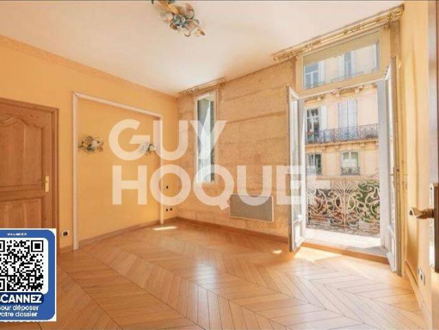 T2 70 m2 coeur historique Montpellier