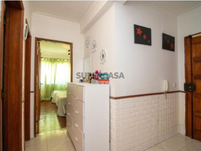 T2 | 86,26 m² | 2.º andar | Lareira | Excelente localização