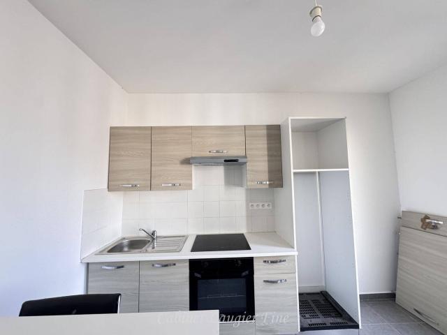 T2 8 rue Curiol 13001 Marseille
