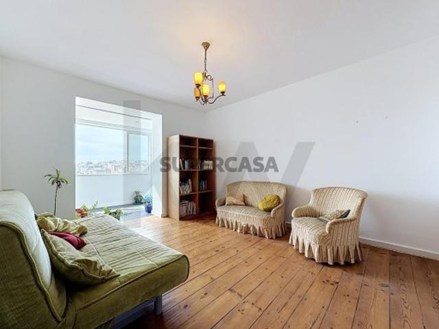 T2 +2 em Santo António Varanda/Miradouro a Poente