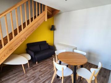 T2 32m² meublé Île de Nantes Location Appartement nantes: 31.9 m2