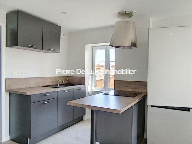 Exclusivité – Le Bois D’Oingt Centre – T2 De 39 M² – 139 000. 39m² Val d'oingt