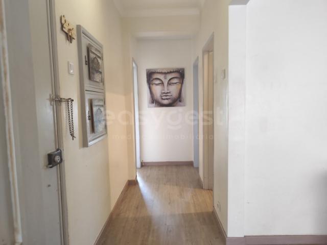 T2 Totalmente Remodelado com Suíte | Excelente Oportunidade
